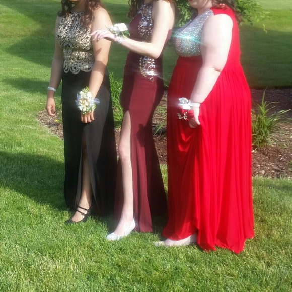 Maroon Prom Dress - Picture 2 of 5